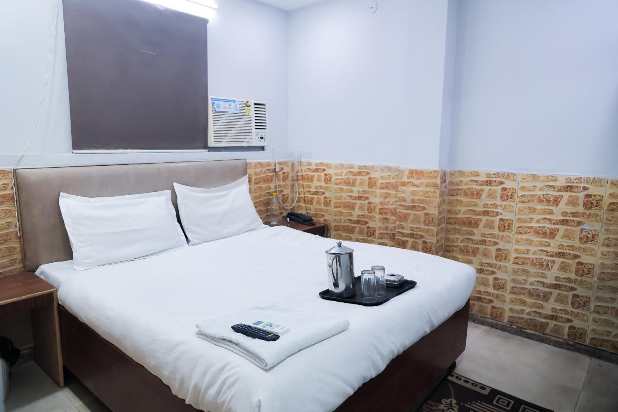Mannat Stay Hotel - Laxmi Nagar 新德里 外观 照片