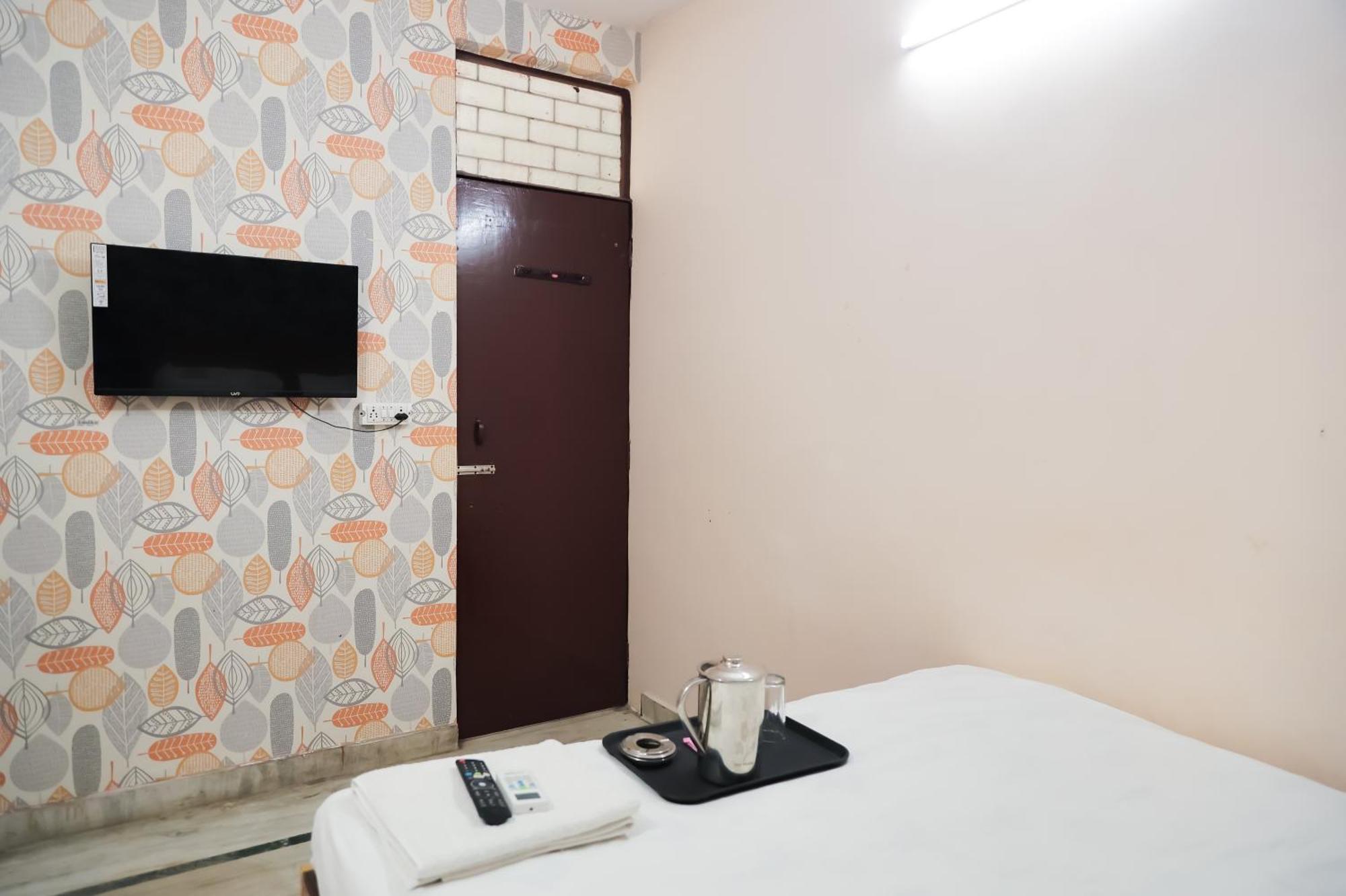 Mannat Stay Hotel - Laxmi Nagar 新德里 外观 照片