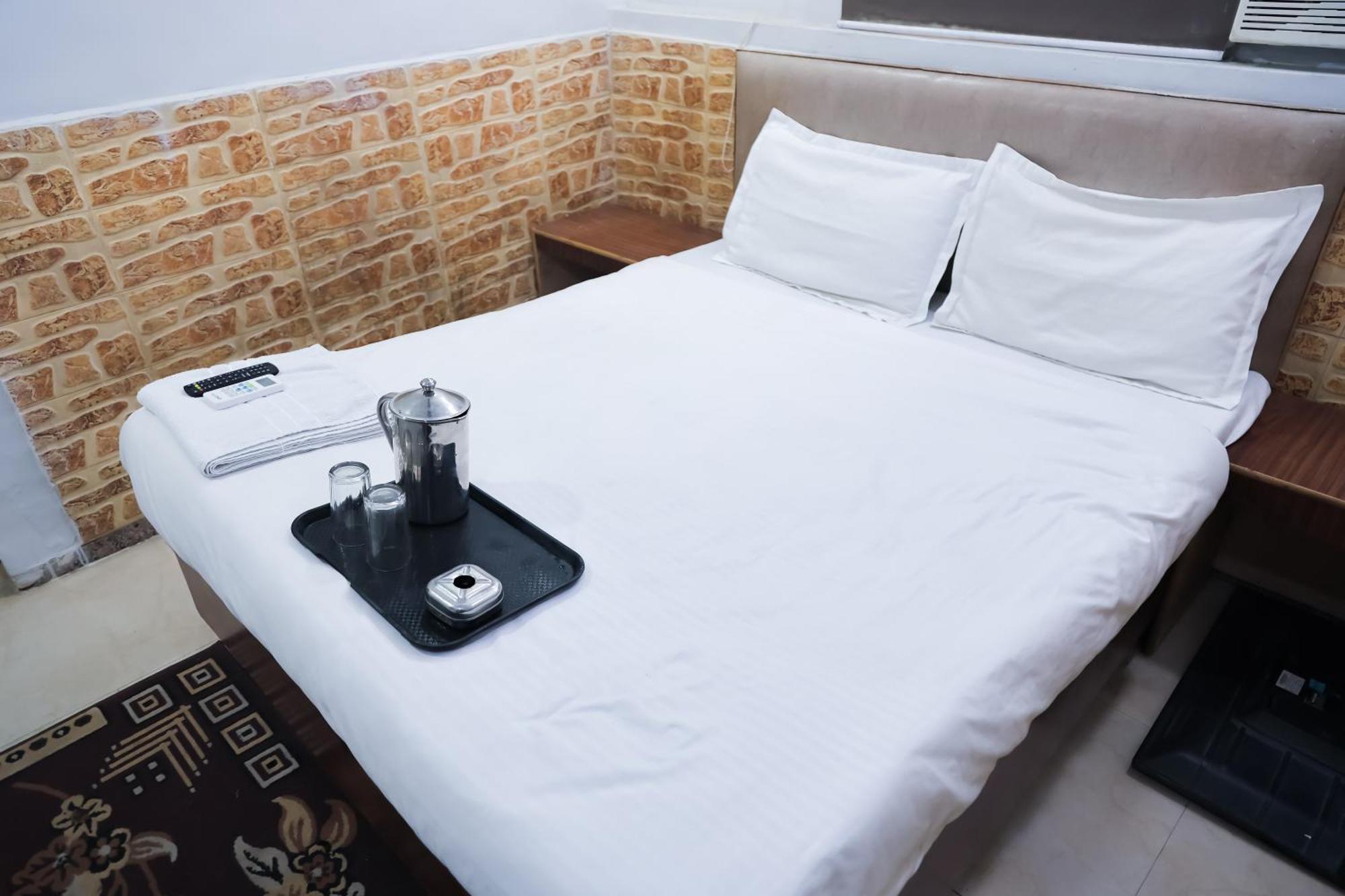 Mannat Stay Hotel - Laxmi Nagar 新德里 外观 照片
