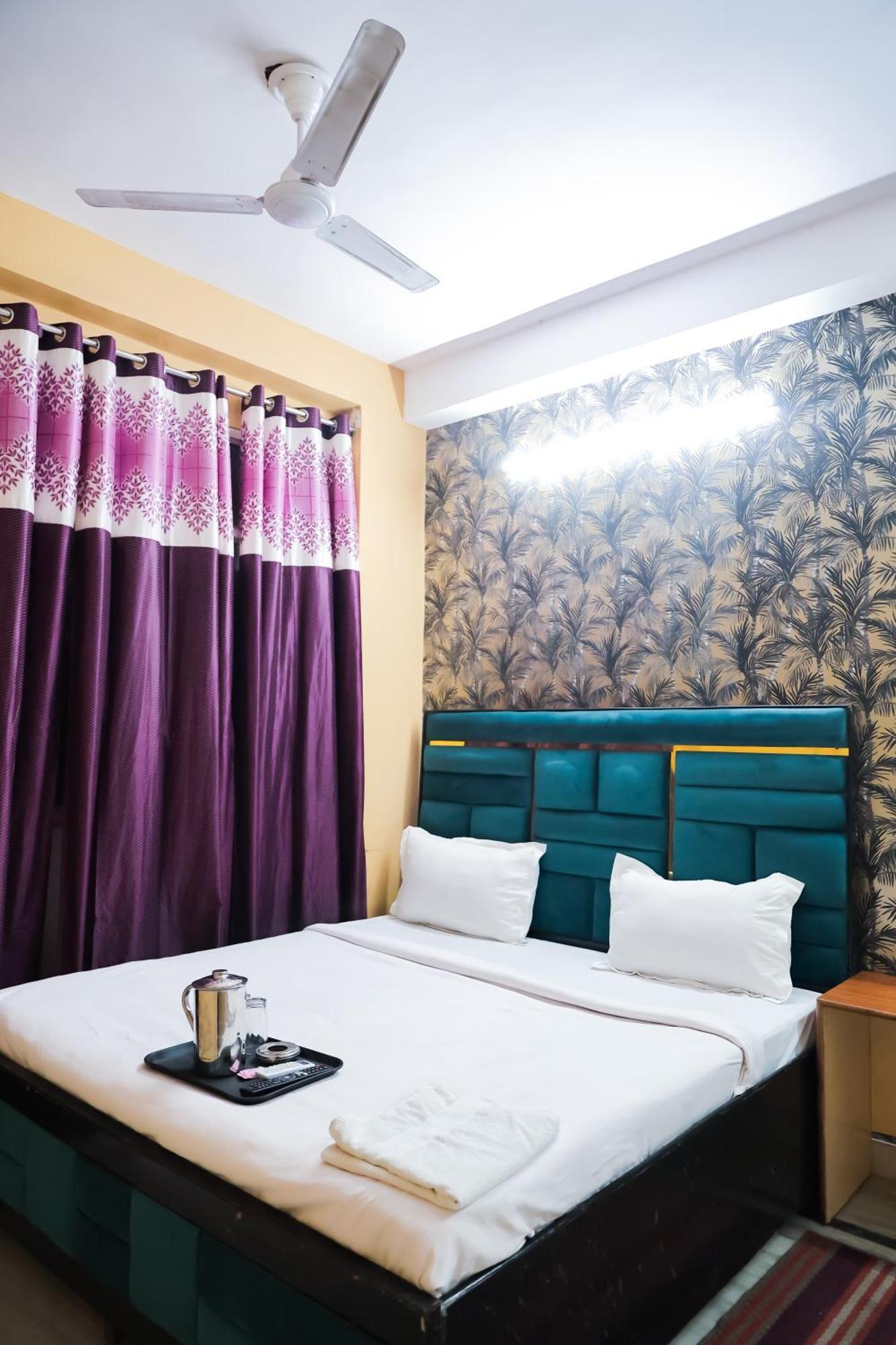 Mannat Stay Hotel - Laxmi Nagar 新德里 外观 照片